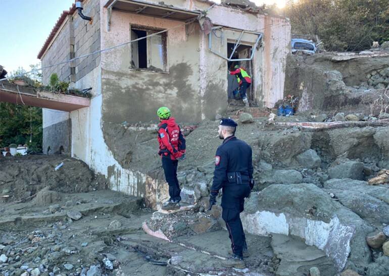 frana casamicciola stop rientri