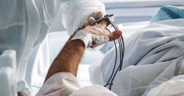 Covid: Gimbe, in 4 settimane i ricoveri sono più che triplicati