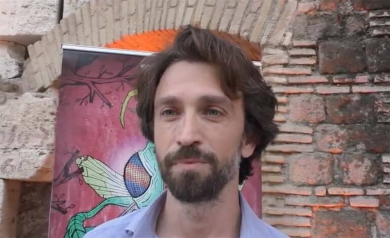 L’attore italiano Andrea Scarduzio racconta i set con Denzel Washington e Tom Cruise