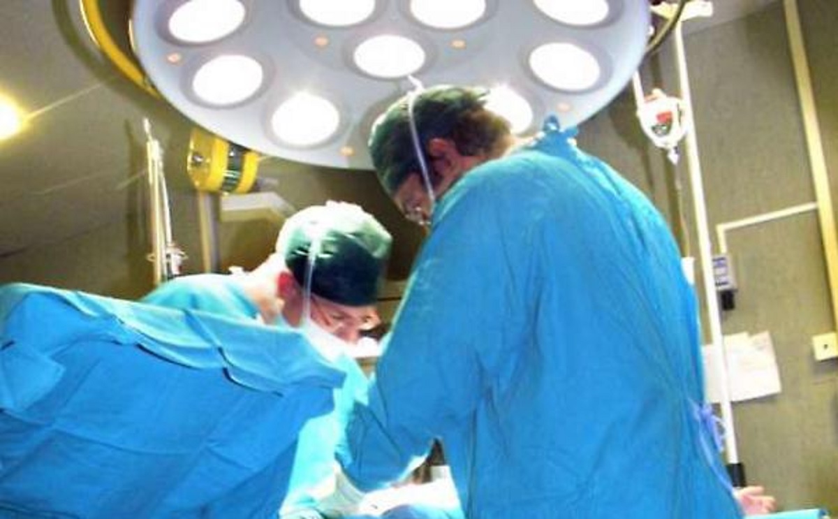 Condannato medico a Napoli per operazione su paziente oncologica a 3000 euro