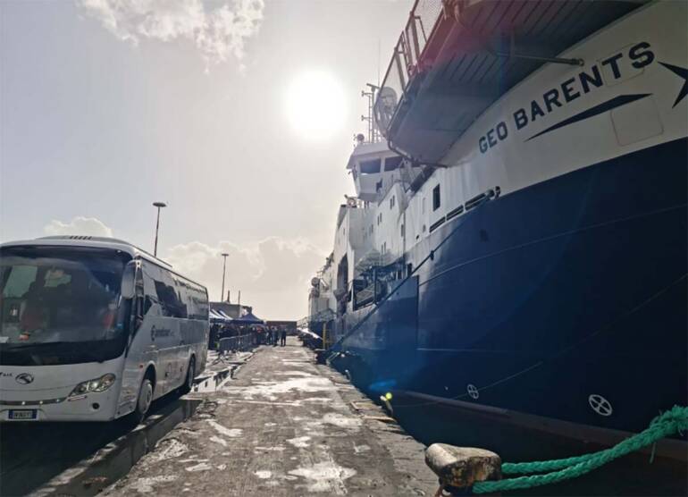 Salerno, terminate le operazioni di sbarco dei migranti