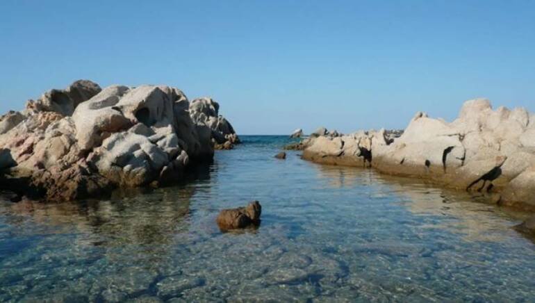 Napoletano morto in mare a La Maddalena: aperta un’inchiesta