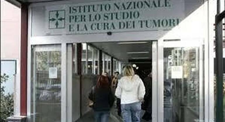 Napoli, vaccino contro il melanoma: al Pascale la prima dose italiana