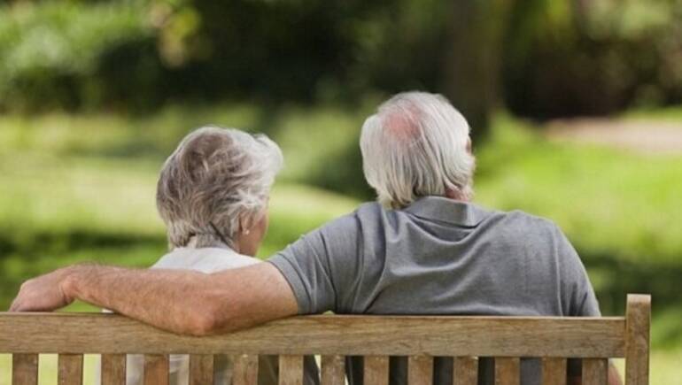 truffa anziani un milione di euro