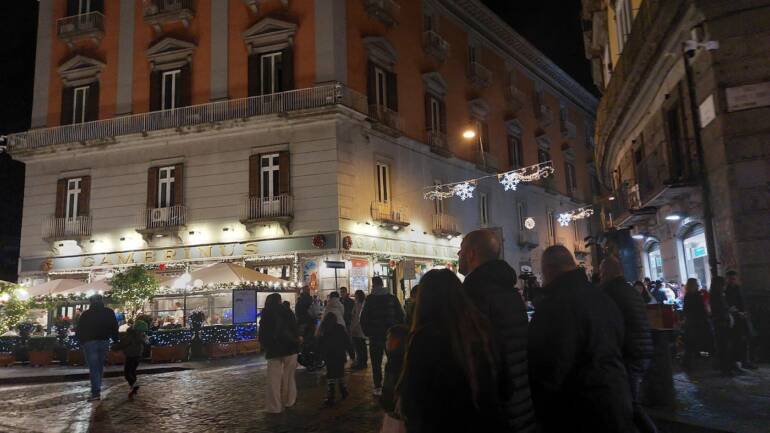 Luminarie, Capone (CLAAI): ‘Natale a Napoli senza luci per incapacità Comune e Camera di Commercio