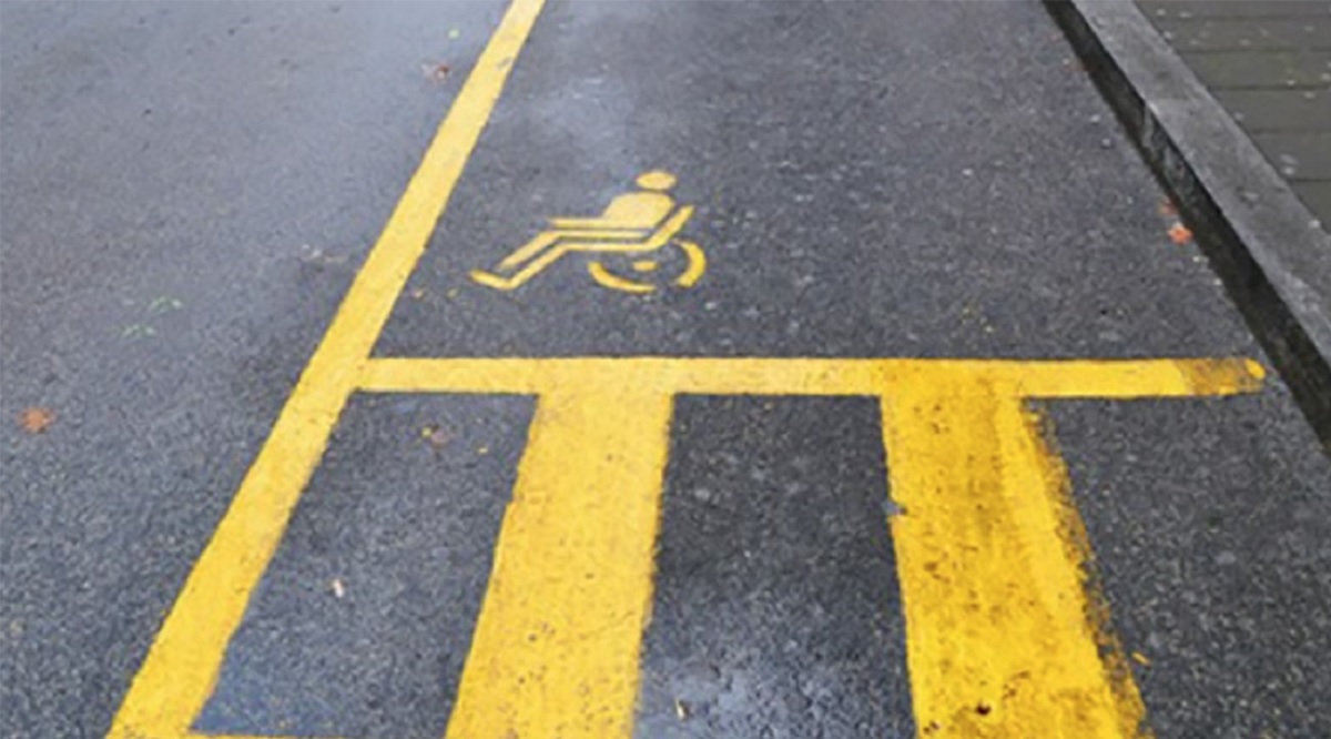 Parcheggi per disabili occupati abusivamente ad Afragola, controlli al via