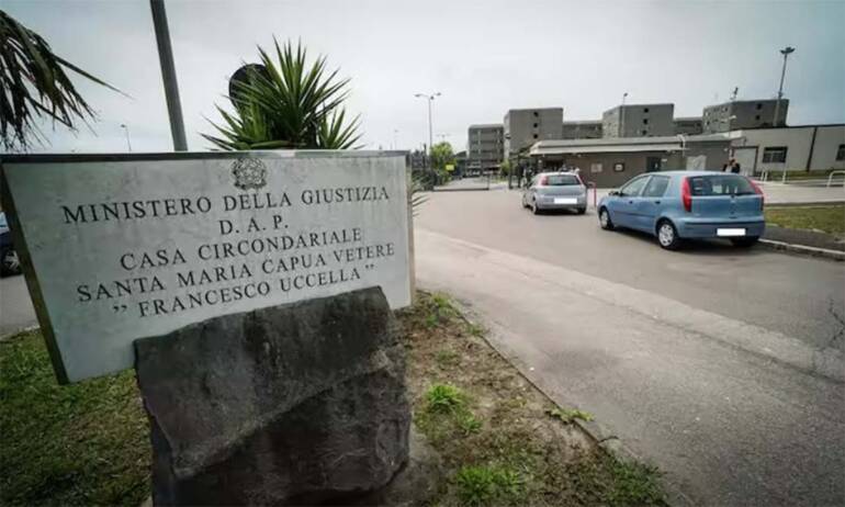 Violenze in carcere, l’ex ispettore in aula: “A Santa Maria Capua Vetere fu un inferno”