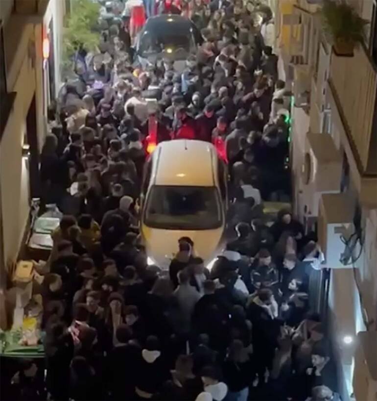 Napoli, chiusi due locali della movida di Chiaia