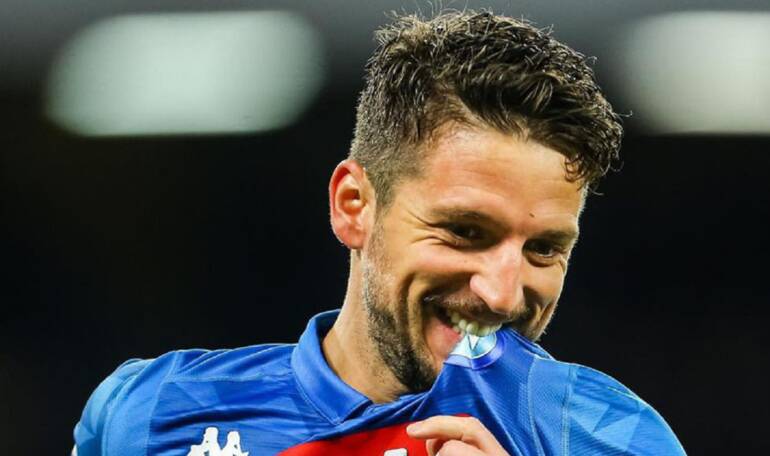 Dries Mertens sarà cittadino onorario di Napoli: il riconoscimento il 6 giugno