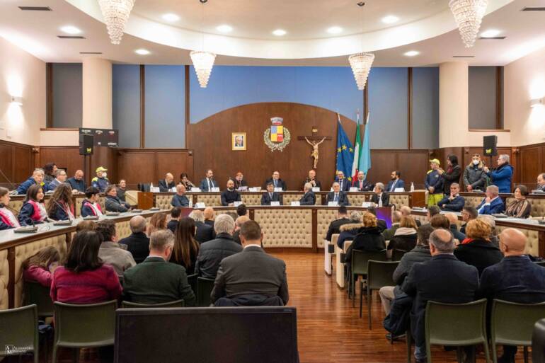 Battipaglia, l’Associazione ‘Tu es Petrus’ premia il magistrato Maresca e l’infettivologo Bassetti