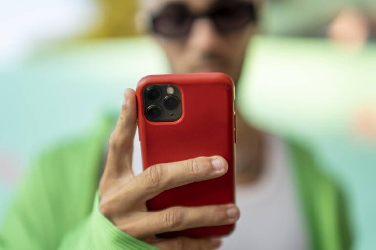 Come le custodie, le cover e gli altri accessori per iPhone possono migliorarne l’utilizzo