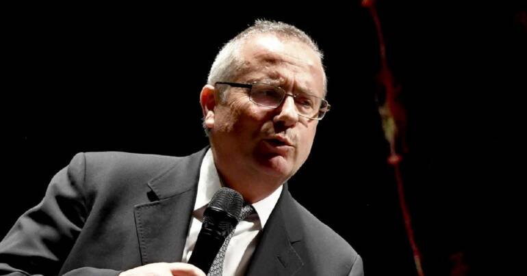 Dario Vassallo invita l’attore Rocco Papaleo a leggere la sua favola ‘Maratea e la foca monaca’