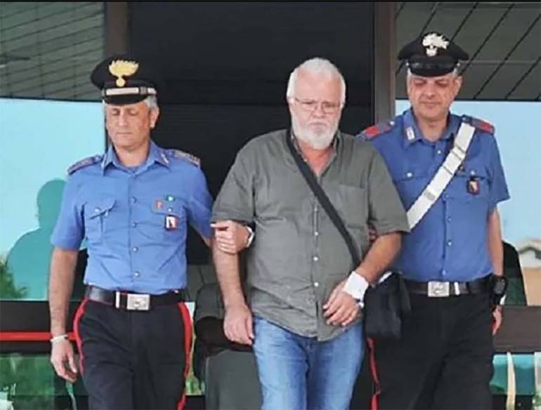 Rubò oltre 4 mln di oro, ex vigilante Di Stazio condannato anche per evasione fiscale