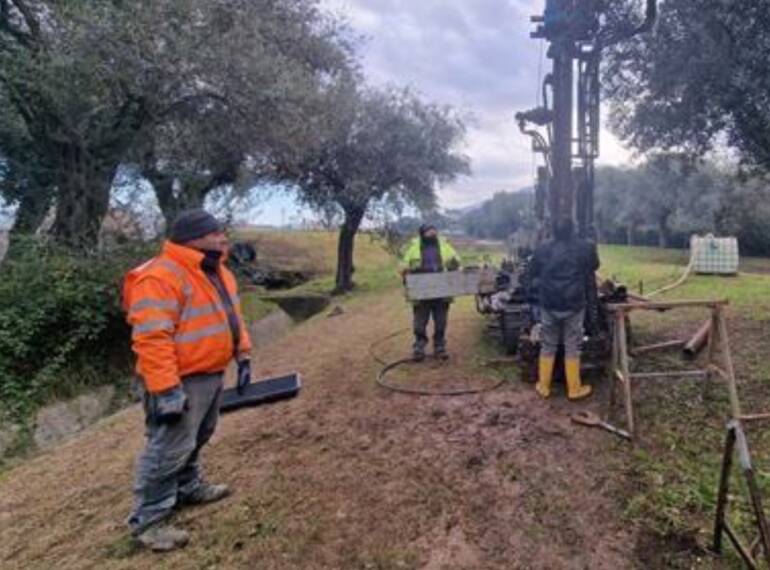 Castellammare, in corso indagini su stabilità costone varano e Grotta San Biagio