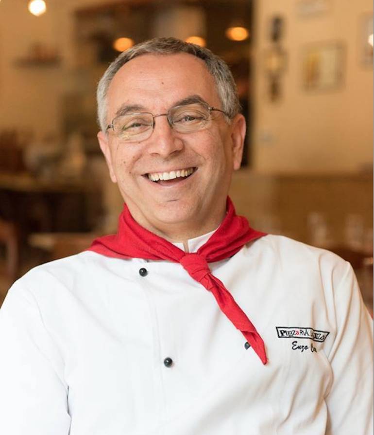 Napoli, Enzo Coccia pizzaiolo per una sera per first lady Usa, ‘Ora la pizza Jill’
