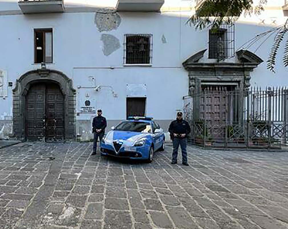 Napoli poliziotto indagato per omicidio colposo
