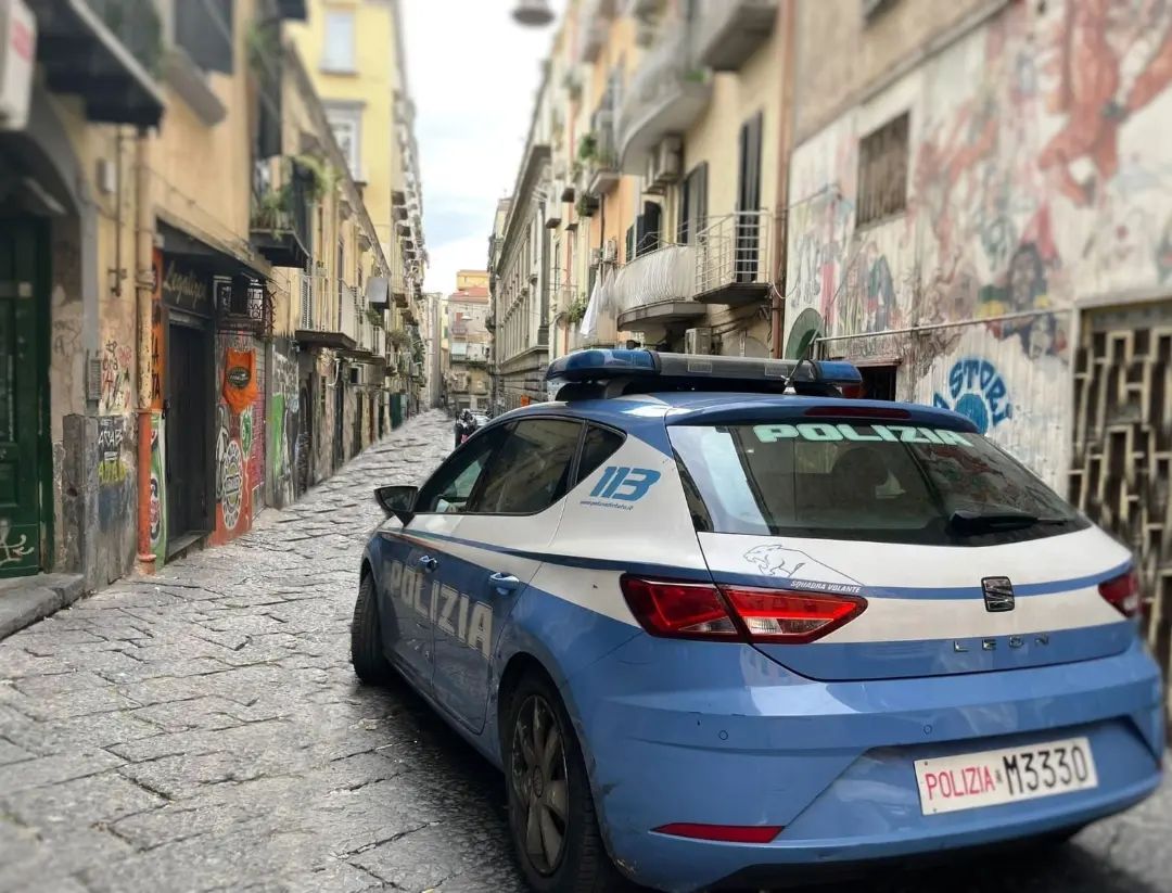 Controlli straordinari nei Quartieri Spagnoli di Napoli: 133 persone identificate e sanzioni per irregolarità