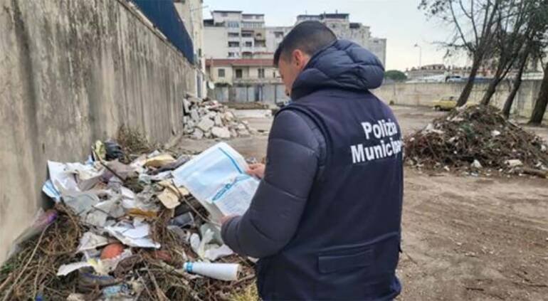 napoli sequesrtata discarica