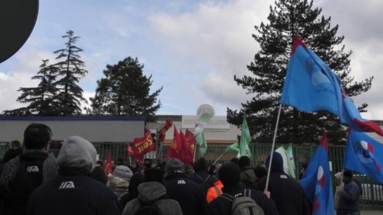 Sciopero Iia, la Fiom: “Il ministero convochi incontro”