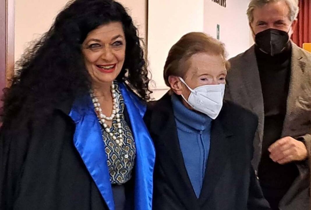 seconda laurea a 84 anni