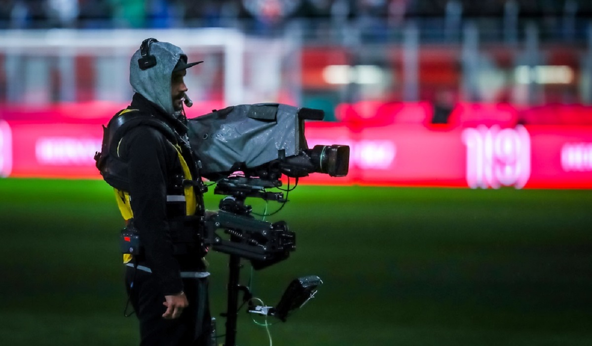 Copertura televisiva in tutto il mondo per la sfida scudetto tra Udinese e Napoli