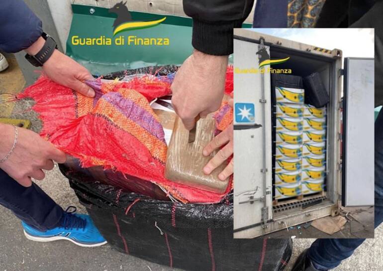 Salerno, colpo ai narcos: sequestrati 219 chilogrammi di cocaina nel porto