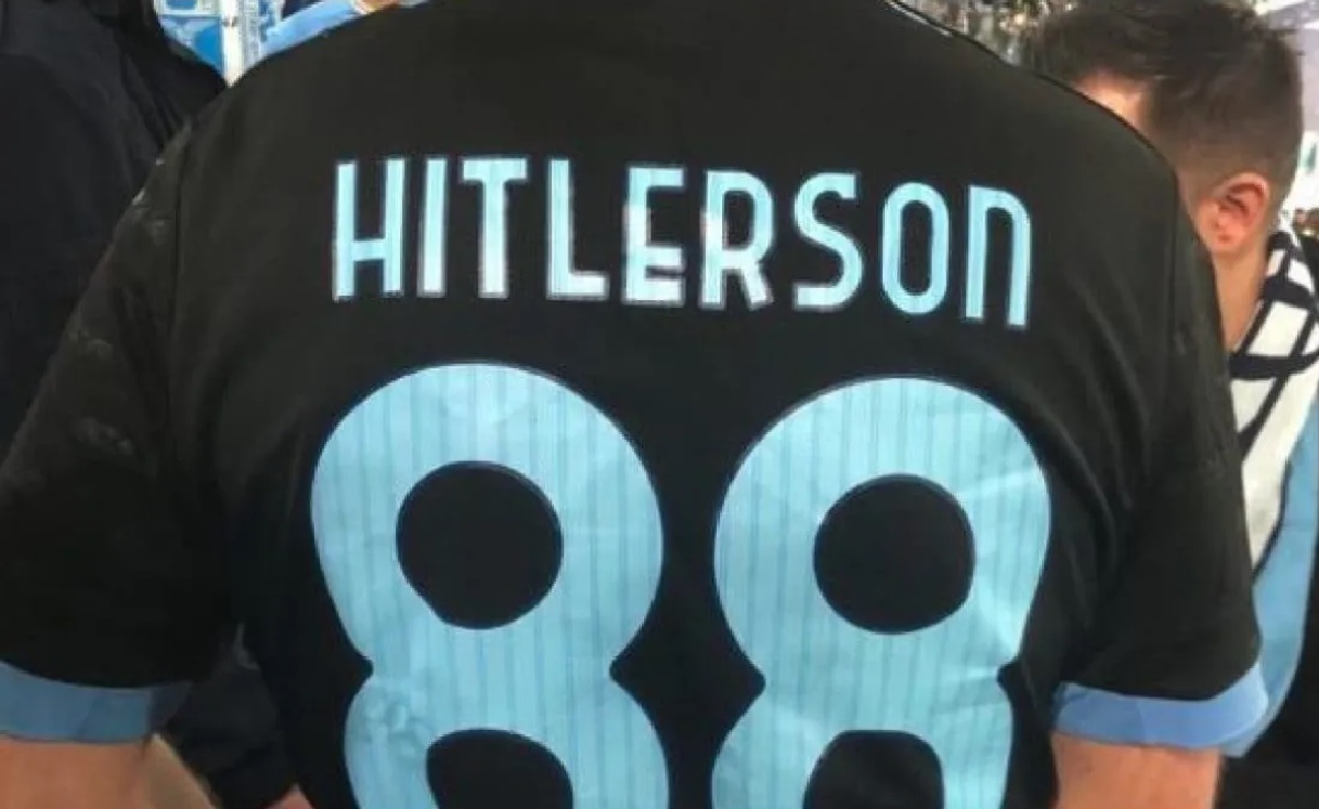 Derby di Roma, identificato tifoso con maglia ‘Hitlerson 88’