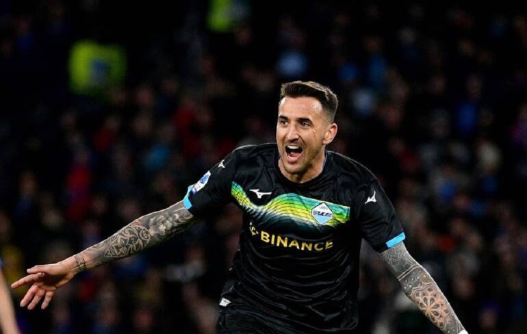 Vecino ‘gela’ il Maradona: la Lazio batte il Napoli