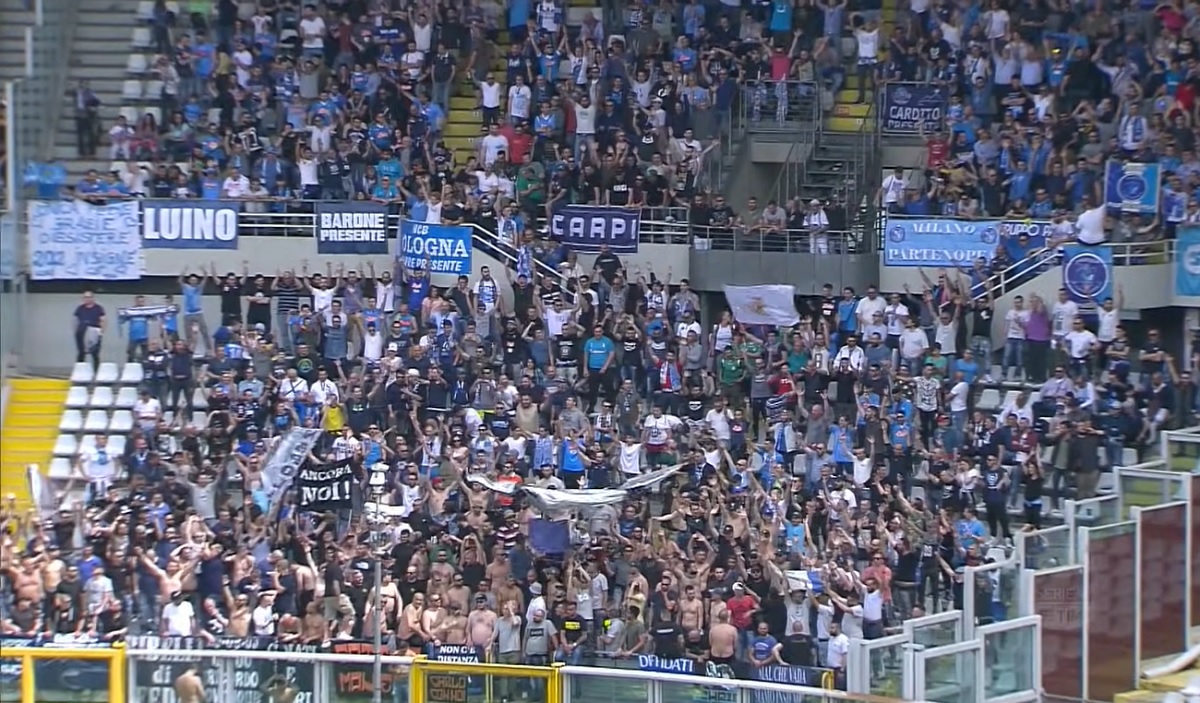 I tifosi del Napoli tornano in trasferta: già sold out il settore ospiti all’Olimpico ‘Grande Torino’