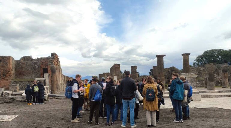 Pompei, inizio anno con afflussi da record: ‘Migliorare i collegamenti con Napoli e Sorrento’