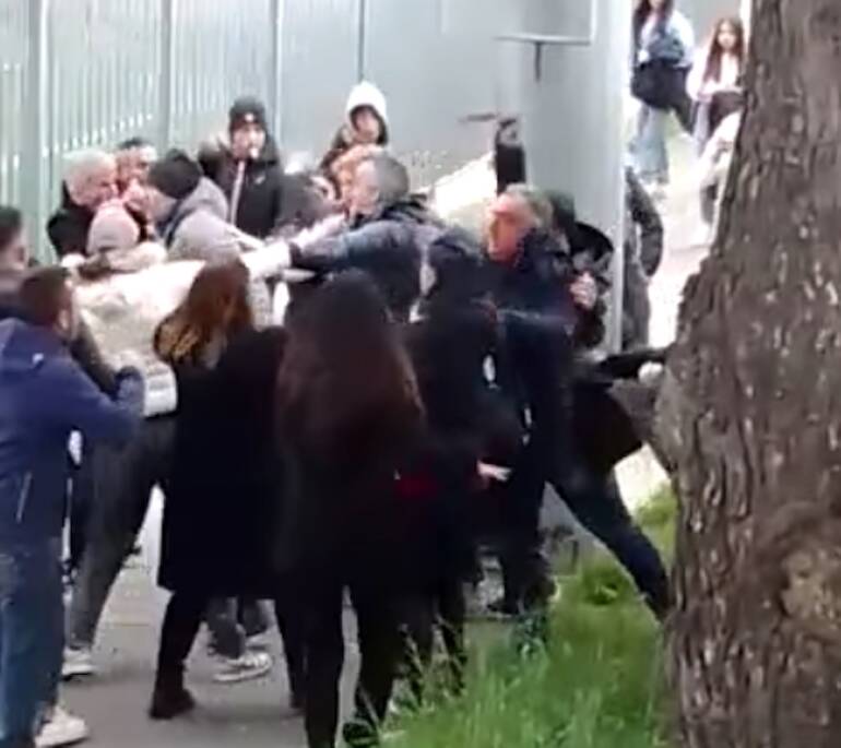 barano rissa genitori