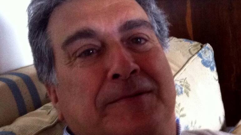 Caserta, avvocato rapinato e pestato in casa