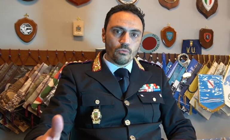 Arzano, “E’ ‘na mala jurnata pe’ te’”: minacce comandante Biagio Chiariello