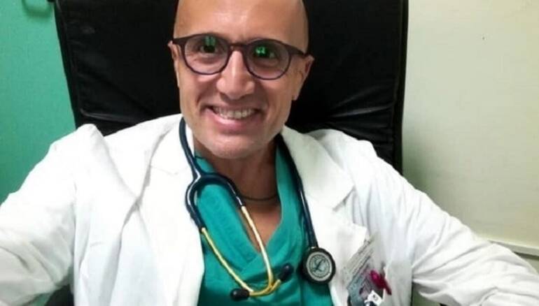 Cardiologo di Sarno salva la vita ad una donna colta da infarto su un treno