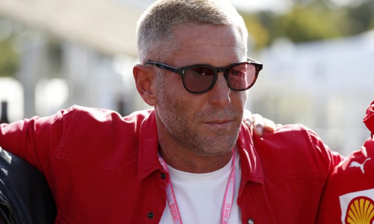 Lapo Elkann polemico su Juve-Napoli: “Complimenti all’arbitro, gli posso regalare degli occhiali”