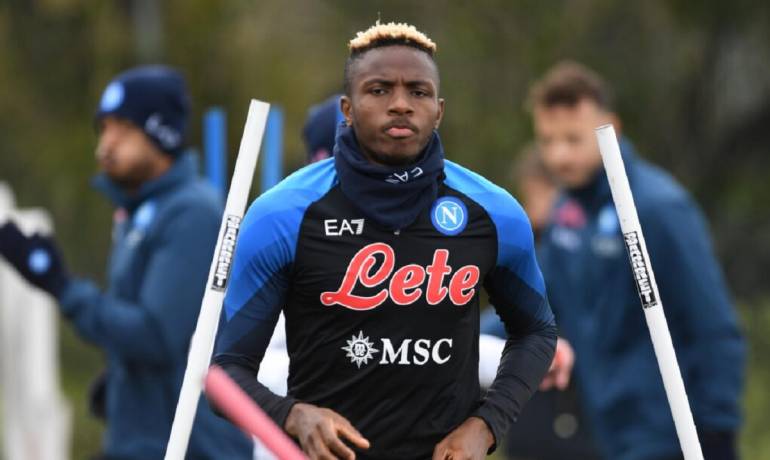 Dopo il no di Mbappé, l’Al Hilal punta Osimhen: pronta super offerta al Napoli