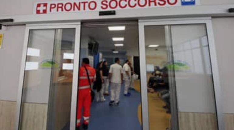 Influenza, appello dell’Asl Napoli: no alle corse in pronto soccorso