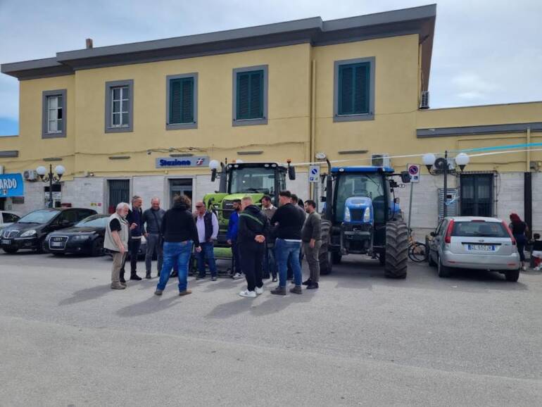 Vertenza allevatori bufalini, primo giorno dello sciopero della fame di Fabbris