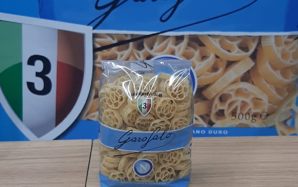 Garofalo celebra lo scudetto del Napoli: il nuovo formato di pasta ENNE
