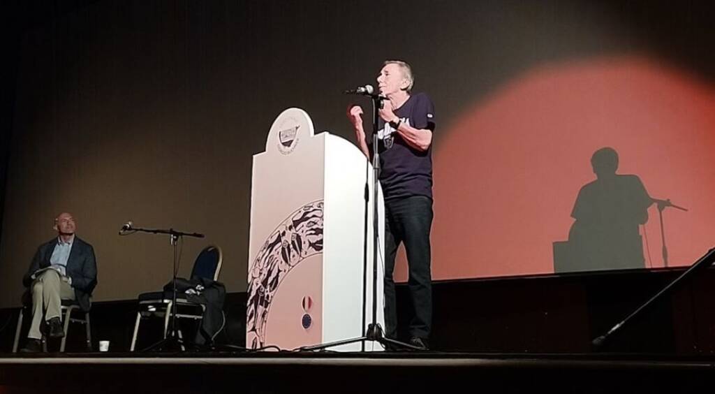 La Lectio Magistralis di Roberto Vecchioni agli studenti del liceo “Buchner” di Ischia