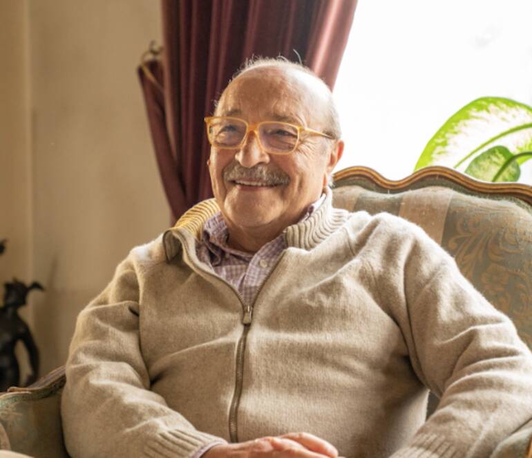 Pomigliano, a 83 anni rieletto sindaco Lello Russo