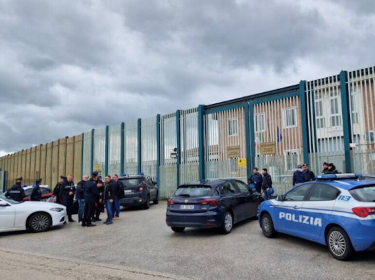 Nell’immagine, un riferimento ai fatti narrati.