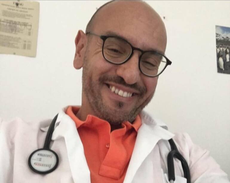 Quarto, aggredito il dottore Salvatore Caiazza, segretario di Medici senza carriere