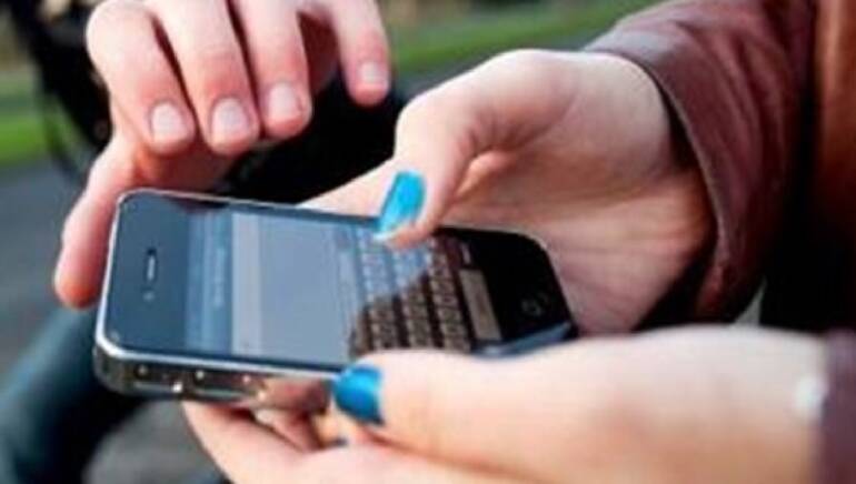 Napoli, ruba uno smartphone ai Colli Aminei: arrestato 39enne