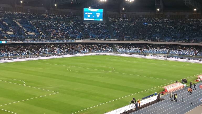 Il comune di Napoli mette in vendita lo stadio Diego Armando Maradona