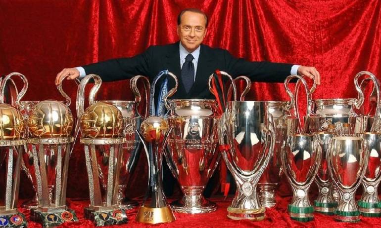 Il calcio, passione vera di Silvio Berlusconi: creò il Milan più vincente