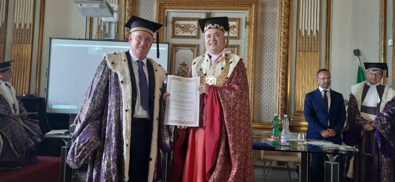 L’Orientale conferisce Laurea Honoris Causa Andrew Wallace Hadrill