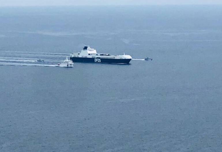Napoli: nave turca dirottata, solo in tre denunciati per porto d’armi