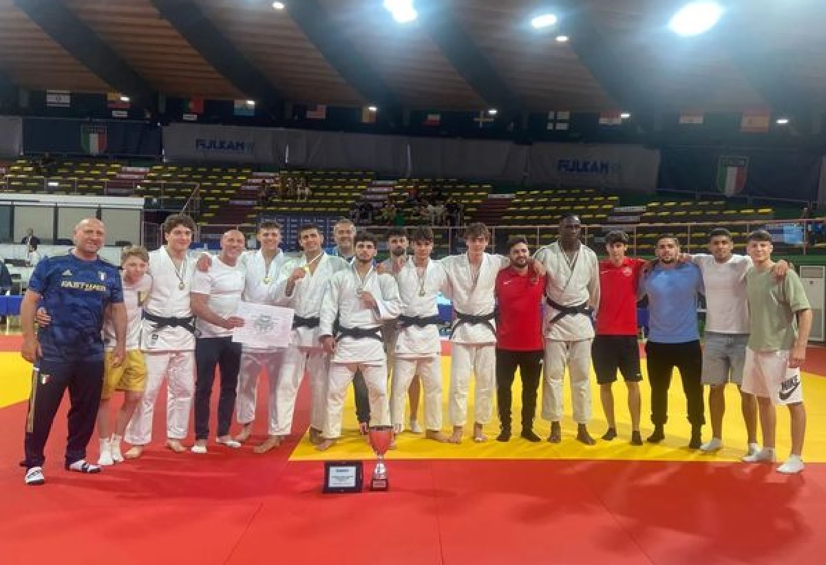 Un altro scudetto a Napoli: la Nippon Club Judo è campione d’Italia