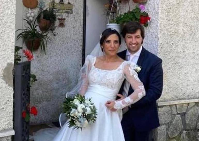Pietravairano, la sindaca e il suo vice si sposano: e lui si dimette